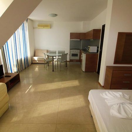 Menada Belle View Apartments Święty Włas Zewnętrze zdjęcie