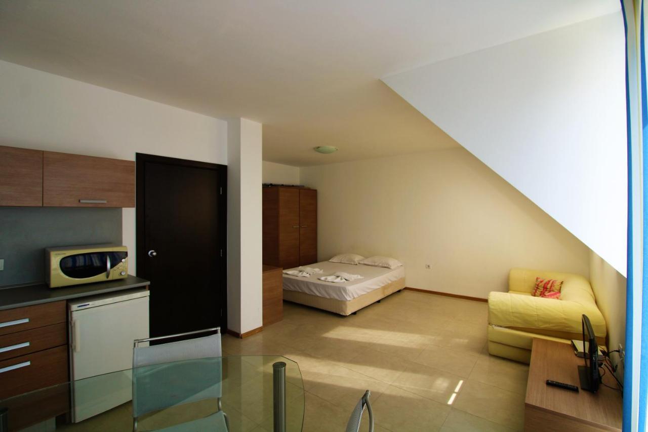 Menada Belle View Apartments Święty Włas Zewnętrze zdjęcie