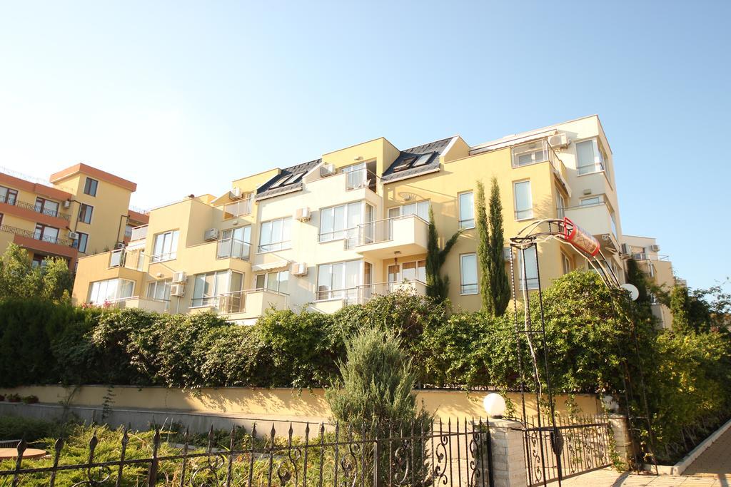 Menada Belle View Apartments Święty Włas Zewnętrze zdjęcie