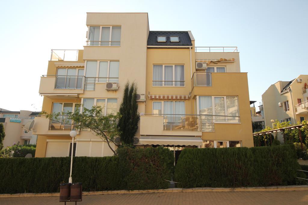 Menada Belle View Apartments Święty Włas Zewnętrze zdjęcie